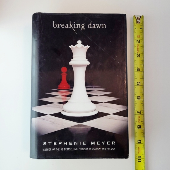 Breaking Dawn, The Twilight Saga Book 4 (Hardcover) - Picture 3 of 11